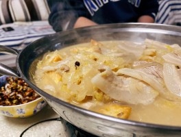 酸菜白肉(酸菜白肉家常做法)