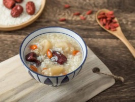 热苞米绿豆汤(绿豆玉米汤怎么做好吃)