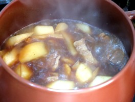 炖羊肉的做法大全(黄芪当归炖羊肉的做法大全)