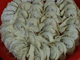香菇肉馅饺子的做法(木耳香菇肉馅饺子的做法)