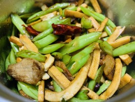 四季豆的做法大全(油渣炒四季豆的做法大全)