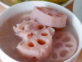 莲藕汤(莲藕汤和什么一起煲比较好)