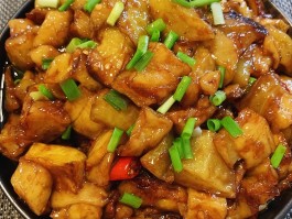 烧茄子怎么做(烧茄子怎么做外酥里嫩)