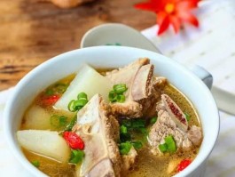 白萝卜排骨汤(白萝卜排骨汤孕妇能吃吗)
