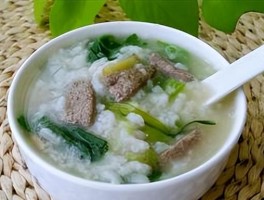 猪肝粥的做法(小米猪肝粥的做法)