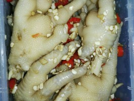 凉拌鸡爪的做法大全(鸡爪去骨机自动脱骨机)