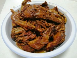 红烧鸭子的做法(隆昌红烧鸭子的做法)
