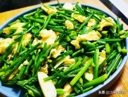 韭菜花炒鸡蛋(韭菜花炒鸡蛋怎么炒好吃)