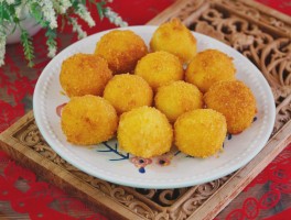 油炸汤圆的做法(油炸汤圆的做法麻团作法)