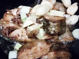 鲶鱼的做法(野生鲶鱼的做法)
