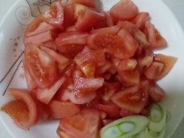 炒鸡蛋的做法大全(松茸炒鸡蛋的做法大全)