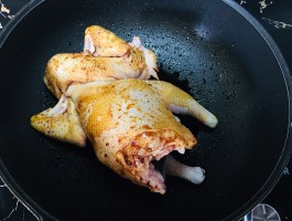 整鸡的做法大全(整鸡的做法大全简单)