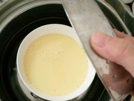 水蒸蛋的做法(红糖水蒸蛋的做法)