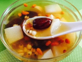 清热降火的汤(夏天煲什么汤最适合清热祛湿)