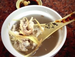 蛇肉汤(蛇肉汤的做法与禁忌)