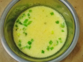 鸡蛋羹的做法(鸡蛋羹的做法几分钟熟)