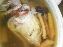鸽子汤做法(绿豆煲鸽子汤做法)