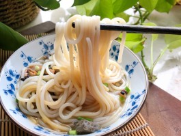 米粉的做法(米粉的做法 最正宗的做法)