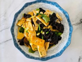 豆腐的做法大全家常(豆腐的做法大全家常菜的做法)