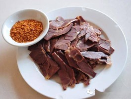 马肉的做法(马肉的做法大全图片)