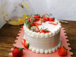 生日蛋糕做法(生日蛋糕的做法教程视频)