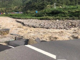 关于西安一地突发山洪泥石流致21死6人失联，目前救援情况如何？的信息