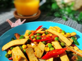 素鸡豆腐(素鸡豆腐热量高吗)