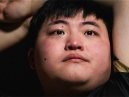 包含2023年Uzi复出未能进入世界赛，你会感到遗憾吗？的词条