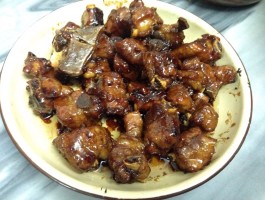糖醋排骨的做法图解(糖醋排骨的做法家常做法视频教程)