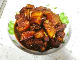 红烧肉做法(红烧肉做法简单不油腻)