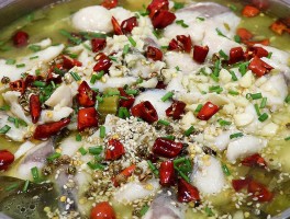 酸菜鱼的做法视频(黑鱼做酸菜鱼的做法视频)