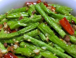 长豆角的做法(猪肉和长豆角的做法)