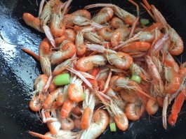 海虾的做法(爆炒海虾的做法)