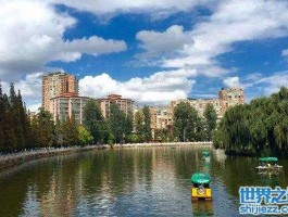 你城市的夏天是什么样子呢？(你所在城市夏天的天气是怎样的?)