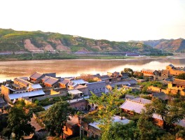 临县旅游资讯官网首页(临县旅游区的电话)