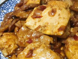 熊掌豆腐(熊掌豆腐用老豆腐还是嫩豆腐)