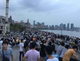 春节旅行很堵的心情(春节旅行很堵的心情句子)