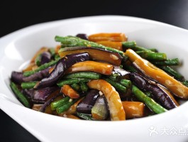 豆角烧茄子(豆角烧茄子的家常做法视频)