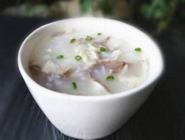 胃疼吃什么食物好(腹胀胃疼吃什么食物好)