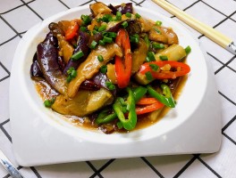 炒茄子的做法(番茄炒茄子的做法)