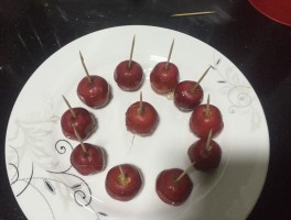 冰糖葫芦的做法(在家做冰糖葫芦的做法)