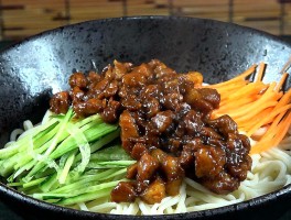 杂酱面的酱做法与配料(猪肉杂酱面的酱做法与配料)
