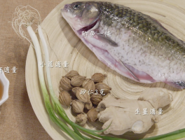 砂仁鲫鱼汤(砂仁鲫鱼汤放多少砂仁)