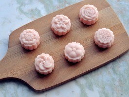 冰皮月饼做法(冰皮月饼的做法及配方简单)