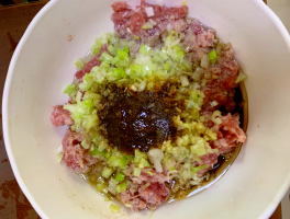 饺子馅做法大全(驴肉蒸饺子馅做法大全)