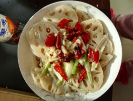 莲菜的做法(莲菜的做法凉拌)