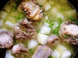 牛尾汤怎么做(牛尾汤怎么做有营养)