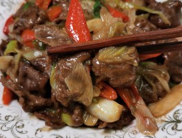 葱爆牛肉(葱爆牛肉用什么部位牛肉)