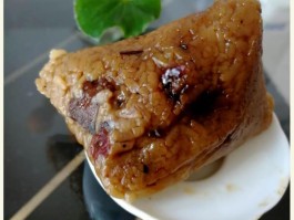 鲜肉粽子的做法(鲜肉粽子的做法和包法)