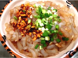 凉粉的做法大全(槐花凉粉的做法大全)